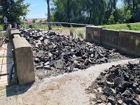 Obnavlja se most na rijeci Petrinjčici. Nakon VRA Oluja na njumu su se vidjeli tragovi gusjeničara 1